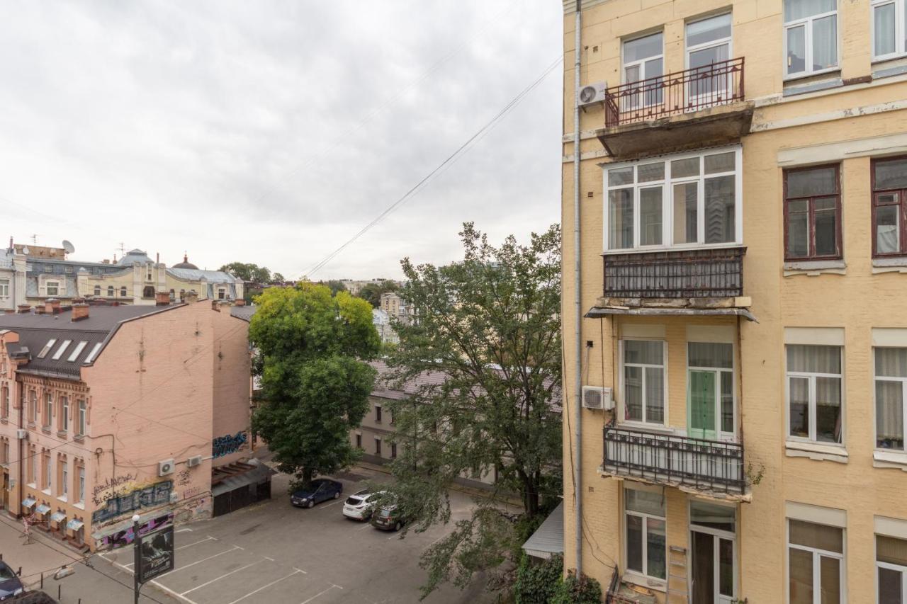 Central Apartments Maidan Area Kiev Luaran gambar