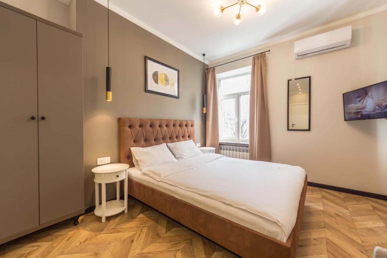 Central Apartments Maidan Area Kiev Luaran gambar