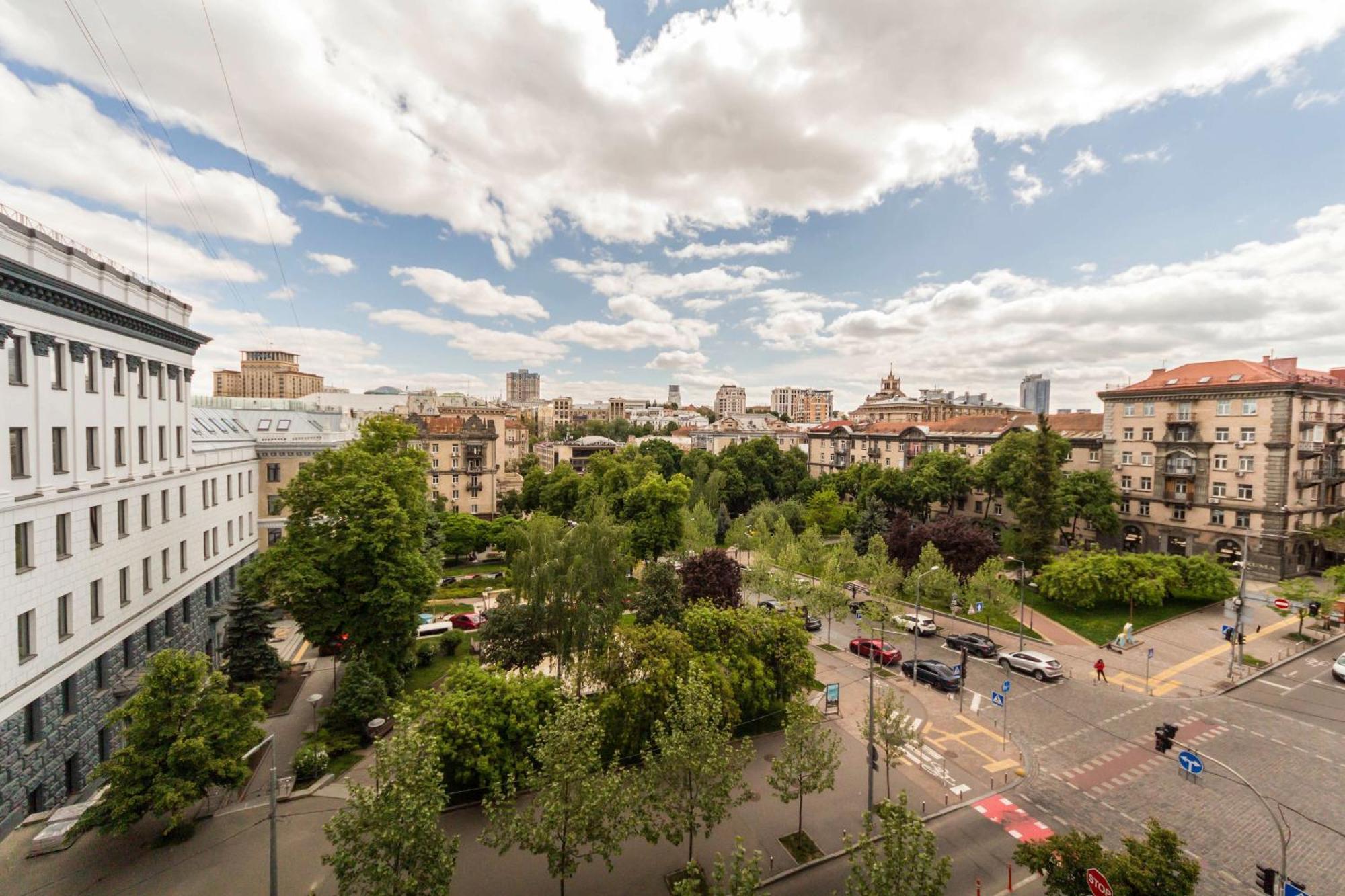 Central Apartments Maidan Area Kiev Luaran gambar